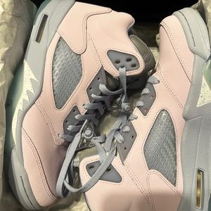 Men’s air Jordan 5 retro SE. size 9.5